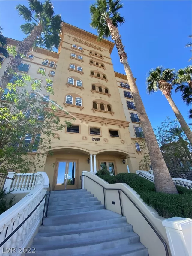 MLS: 2388171 Condo For Sale