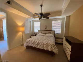 Photo #3: 2388171 Listing 