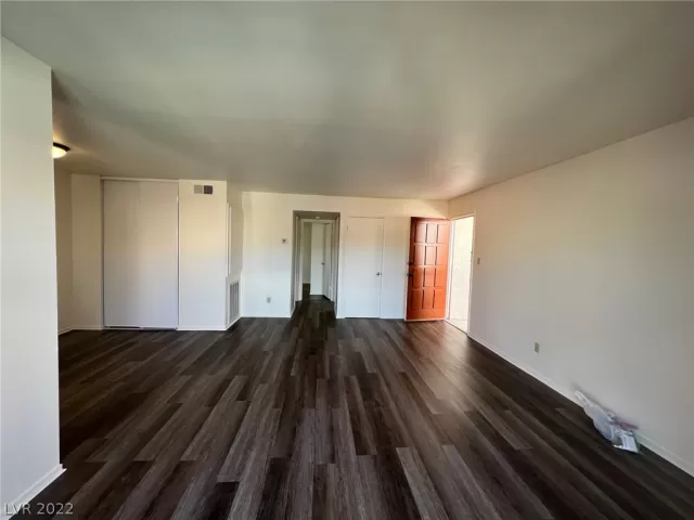 MLS: 2388181 Condo For Sale