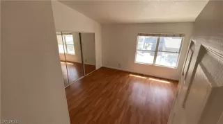 Photo #4: 2388235 Listing 
