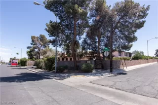 Photo #1: 2388316 Listing