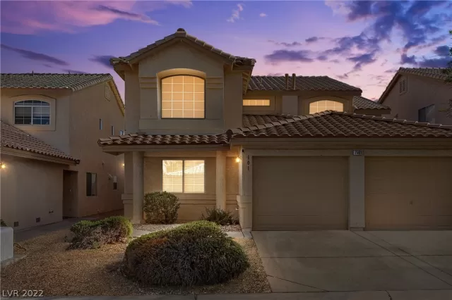 MLS: 2388354 Condo For Sale