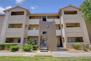 Photo #3: 2388364 Listing 