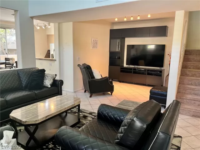 MLS: 2388412 Condo For Sale