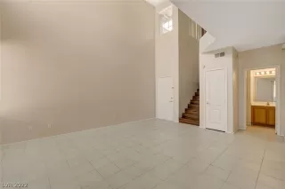 Photo #3: 2388444 Listing 