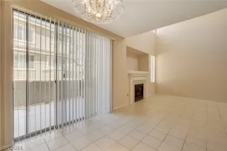 Photo #6: 2388444 Listing 