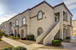 Photo #1: 2388485 Listing 