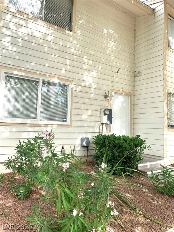 MLS: 2388495 Condo For Sale