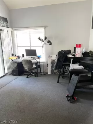 Photo #5: 2388511 Listing