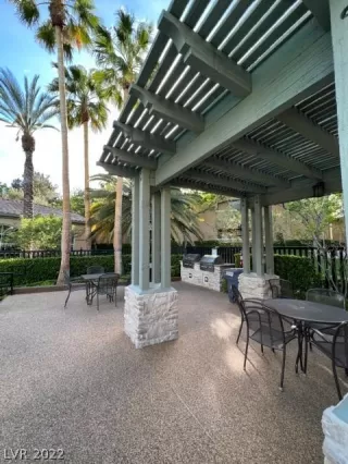 Photo #6: 2388516 Listing 