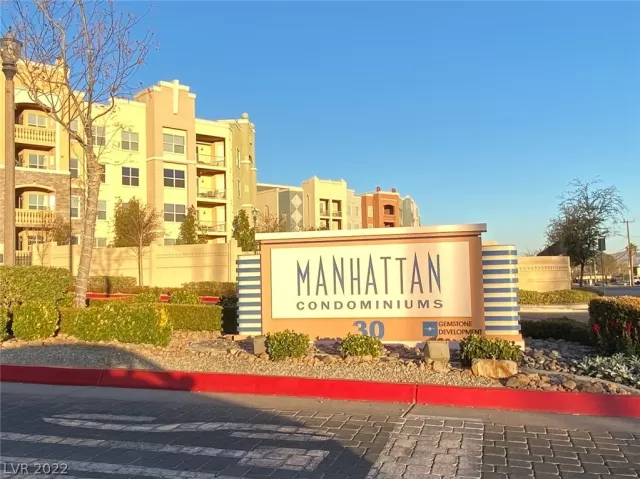 MLS: 2388562 Condo For Sale