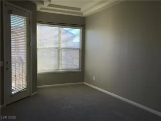 Photo #6: 2388629 Listing 