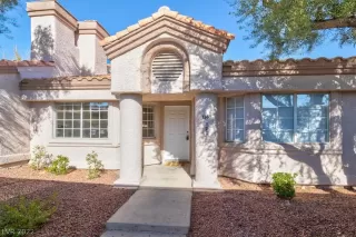 Photo #1: 2388647 Listing