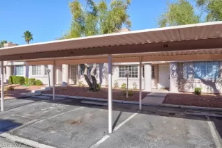 Photo #2: 2388647 Listing