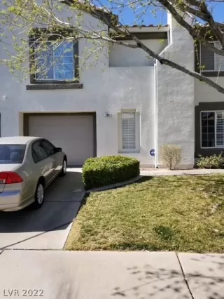 Photo #1: 2388684 Listing 