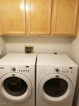 Photo #2: 2388684 Listing 