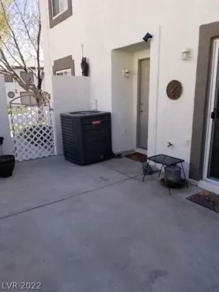 Photo #4: 2388684 Listing 