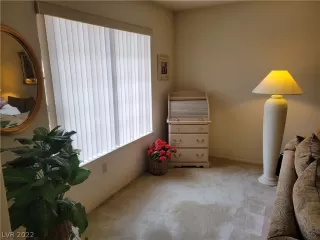 Photo #6: 2388720 Listing