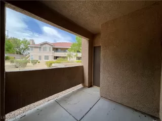 Photo #2: 2388731 Listing 