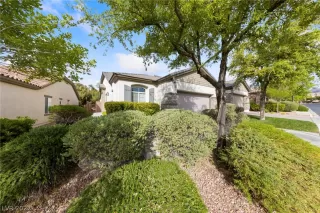 Photo #1: 2388753 Listing