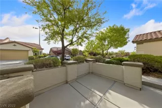 Photo #2: 2388753 Listing