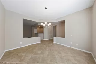 Photo #6: 2388753 Listing