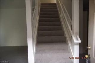 Photo #5: 2388776 Listing 