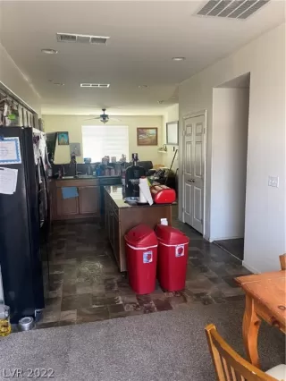 Photo #3: 2388780 Listing 