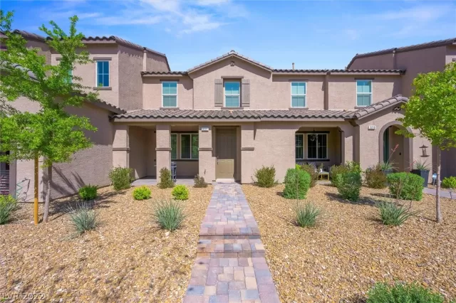 MLS: 2388792 Condo For Sale