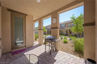 Photo #3: 2388792 Listing