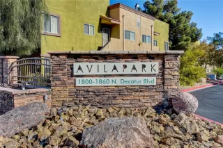 Photo #1: 2388845 Listing