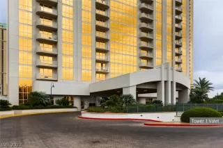 Photo #1: 2388848 Listing