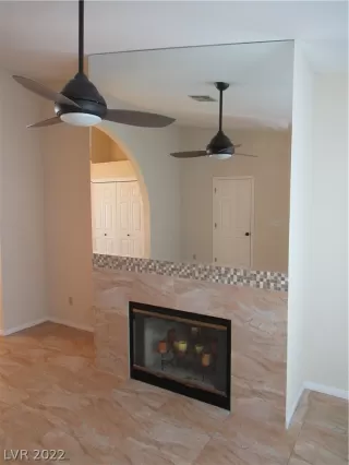 Photo #4: 2388890 Listing 