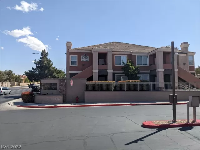 MLS: 2388927 Condo For Sale