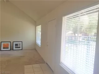 Photo #2: 2388928 Listing