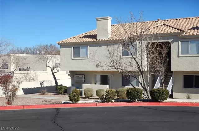 MLS: 2388940 Condo For Sale