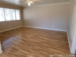 Photo #5: 2388940 Listing 