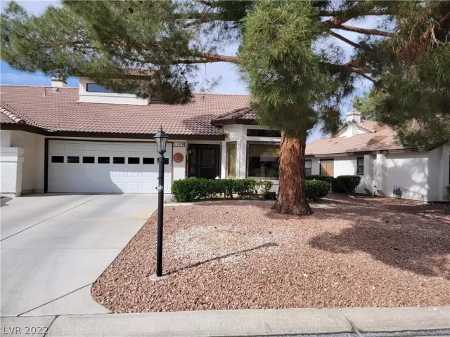 MLS: 2388977 Condo For Sale