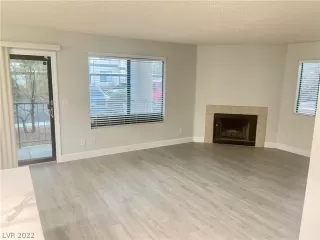 Photo #1: 2388980 Listing 