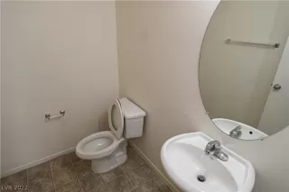 Photo #6: 2389027 Listing 