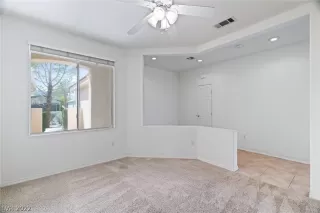 Photo #3: 2389090 Listing 