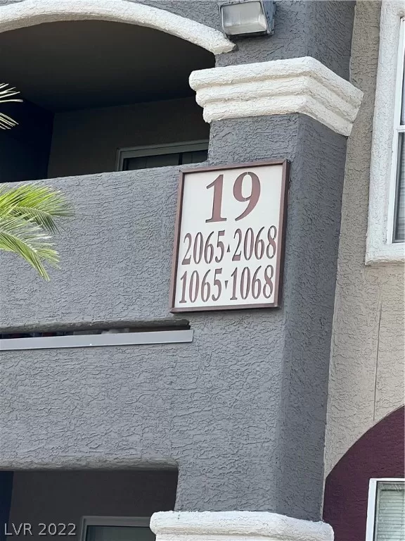 MLS: 2389137 Condo For Sale