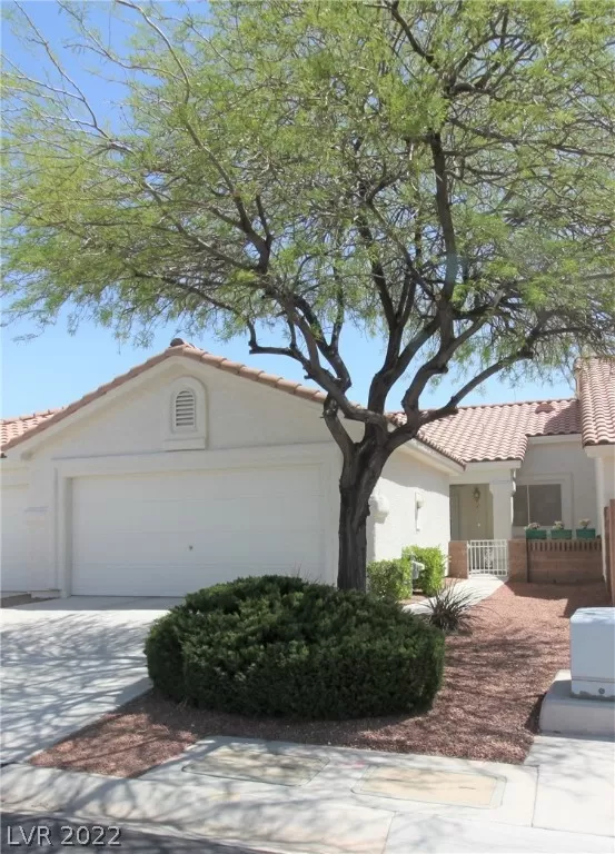 MLS: 2389153 Condo For Sale