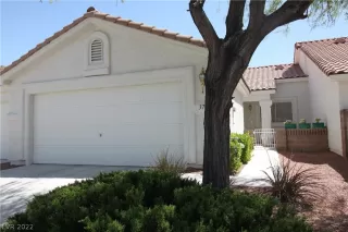 Photo #1: 2389153 Listing 