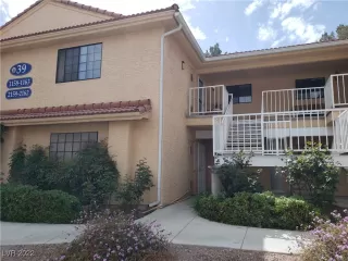 Photo #1: 2389174 Listing 