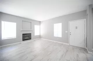 Photo #6: 2389175 Listing