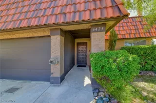 Photo #1: 2389347 Listing 