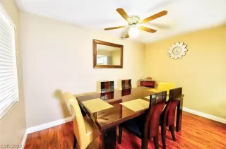 Photo #5: 2389348 Listing