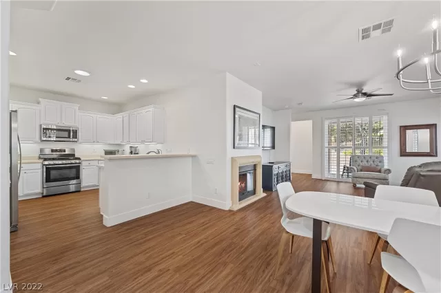 MLS: 2389390 Condo For Sale