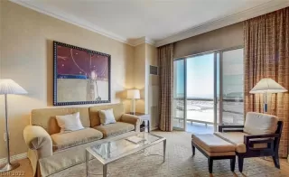 Photo #3: 2389422 Listing